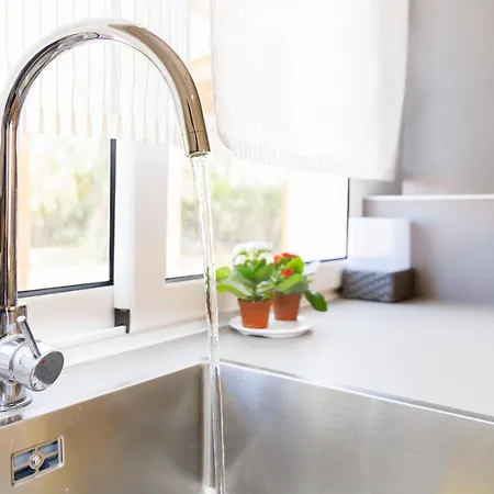 Fully Refurbished Private 3br Heated Pool *