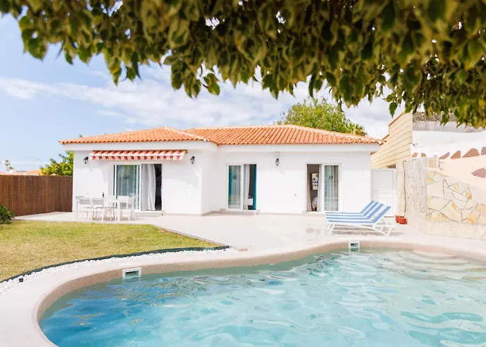 Fully Refurbished Private 3br Heated Pool Callao Salvaje