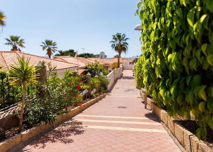 Fully Refurbished Private 3br Heated Pool * Callao Salvaje