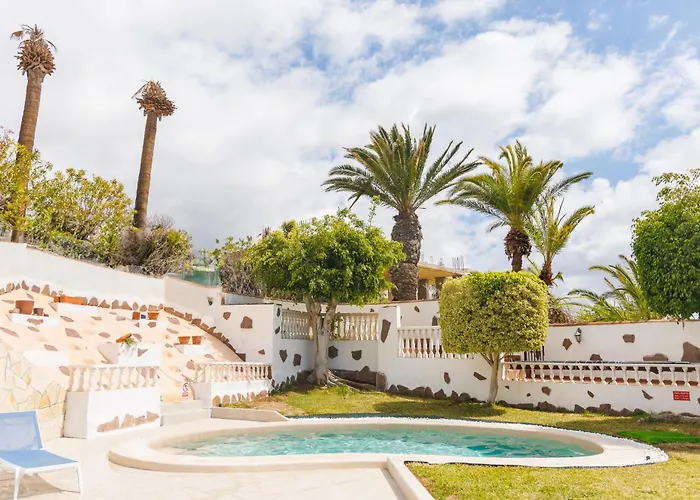 Fully Refurbished Private 3br Heated Pool *