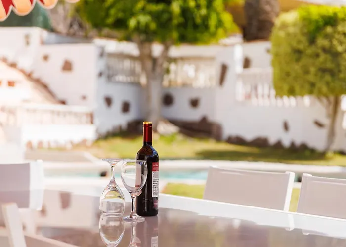 Fully Refurbished Private 3br Heated Pool Callao Salvaje