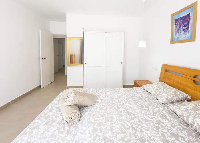 Fully Refurbished Private 3br Heated Pool *