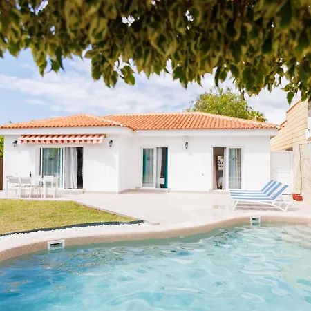 Fully Refurbished Private 3br Heated Pool Callao Salvaje