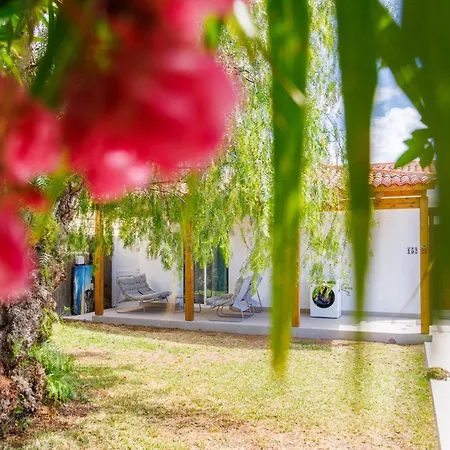 Fully Refurbished Private 3br Heated Pool *