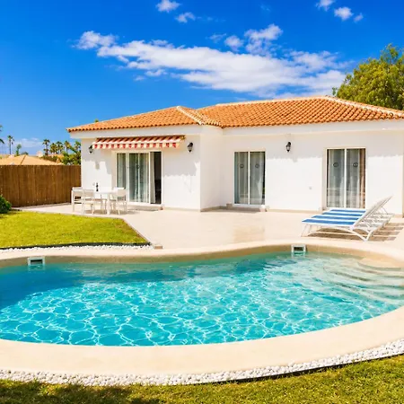 Private Heated Pool 3br Family Retreat, Aircon, Costa Adeje By Aqua Vista Tenerife بيت للعطل كالاو سالفاجي