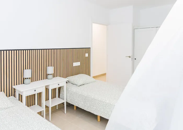 度假居 Fully Refurbished Private 3br Heated Pool 卡亚俄萨尔瓦赫