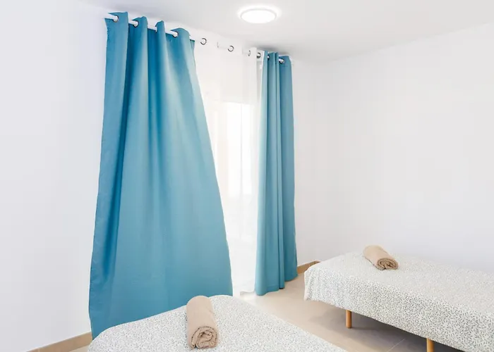 Fully Refurbished Private 3br Heated Pool Casa de Férias