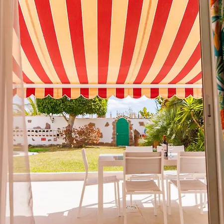 Hébergement de vacances Fully Refurbished Private 3br Heated Pool *