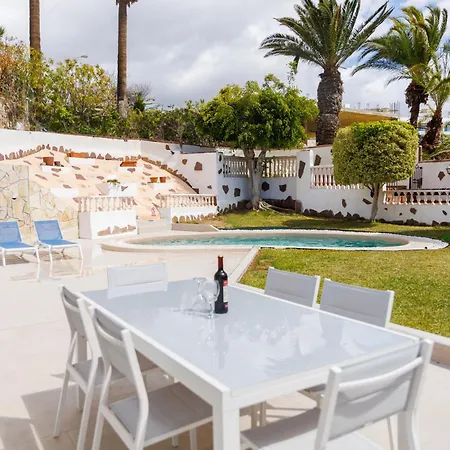 Hébergement de vacances Private Heated Pool 3br Family Retreat, Aircon, Costa Adeje