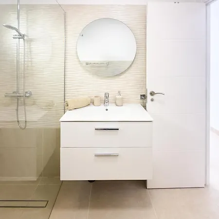 Fully Refurbished Private 3br Heated Pool *