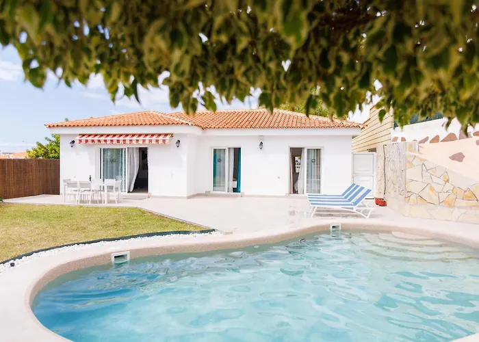 Fully Refurbished Private 3br Heated Pool * Callao Salvaje