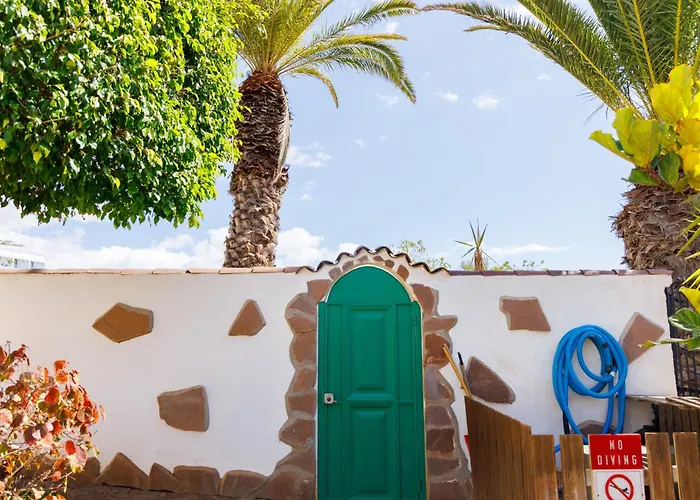 Fully Refurbished Private 3br Heated Pool