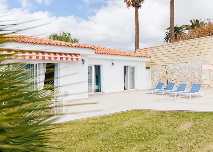 Fully Refurbished Private 3br Heated Pool Holiday home