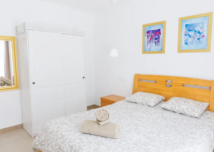 Fully Refurbished Private 3br Heated Pool Callao Salvaje